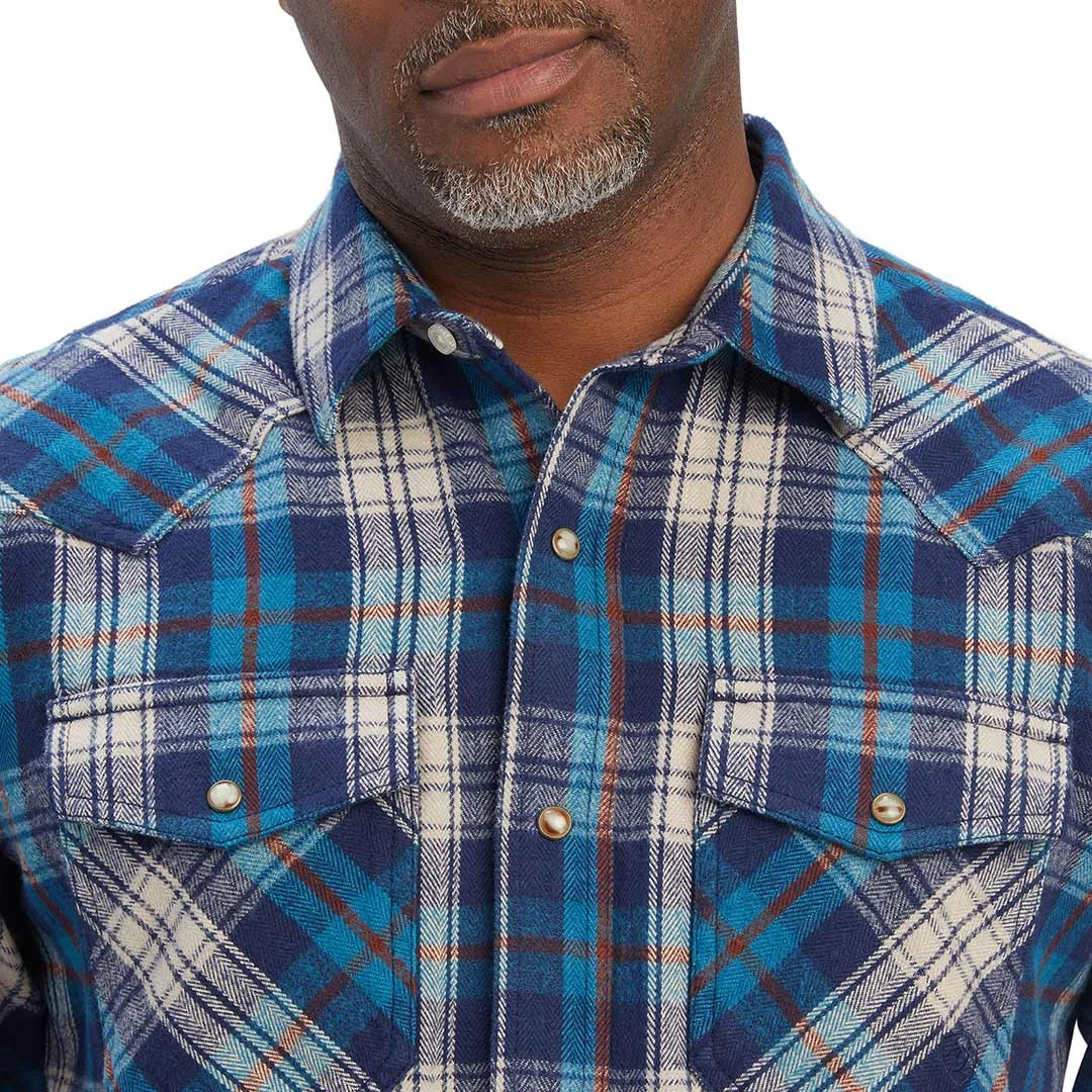 Ariat Men's Huntleigh Retro Fit Snap Shirt - Image 3