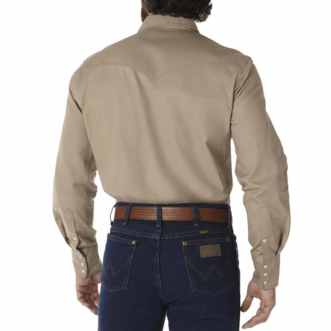 Wrangler Men's Cowboy Cut Firm Finish Snap Work Shirt - Image 2