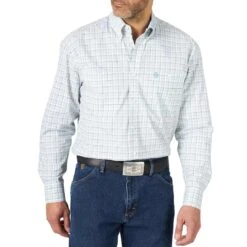 Wrangler Men's George Strait Button-Down Plaid Shirt