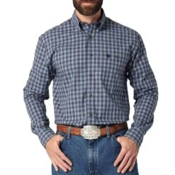Wrangler Men's George Strait Plaid Button-Down Shirt