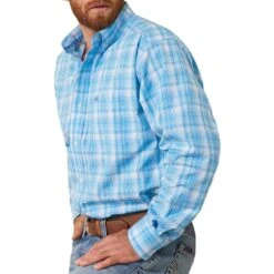 Ariat Men's Lyle Classic Fit Button-Down Shirt