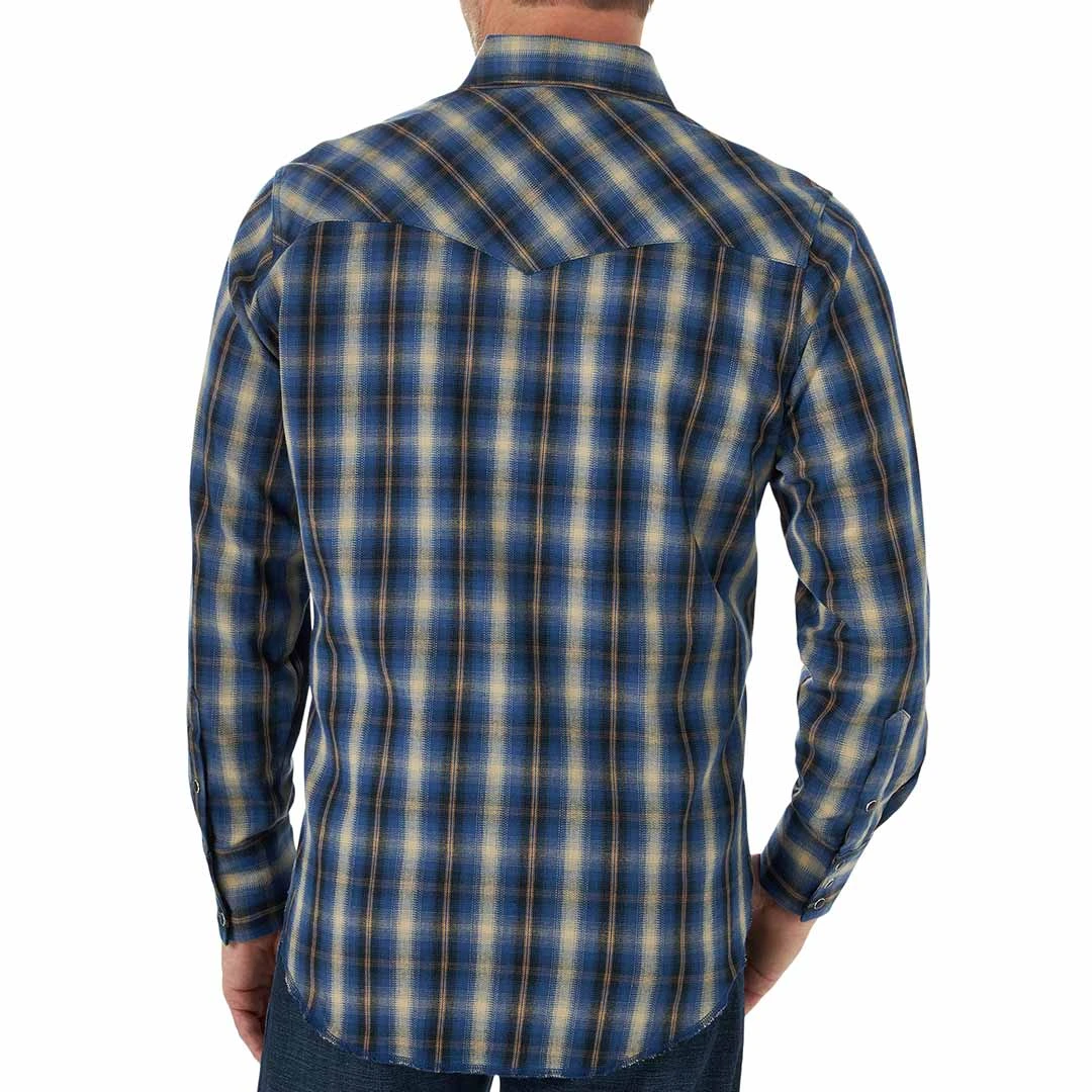 Wrangler Men's Premium Performance Plaid Work Shirt - Image 2